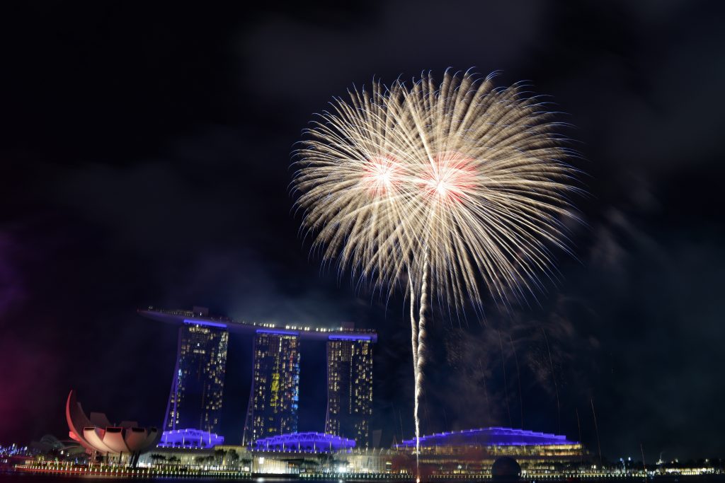 Singapore Marina Bay Countdown Fireworks 4